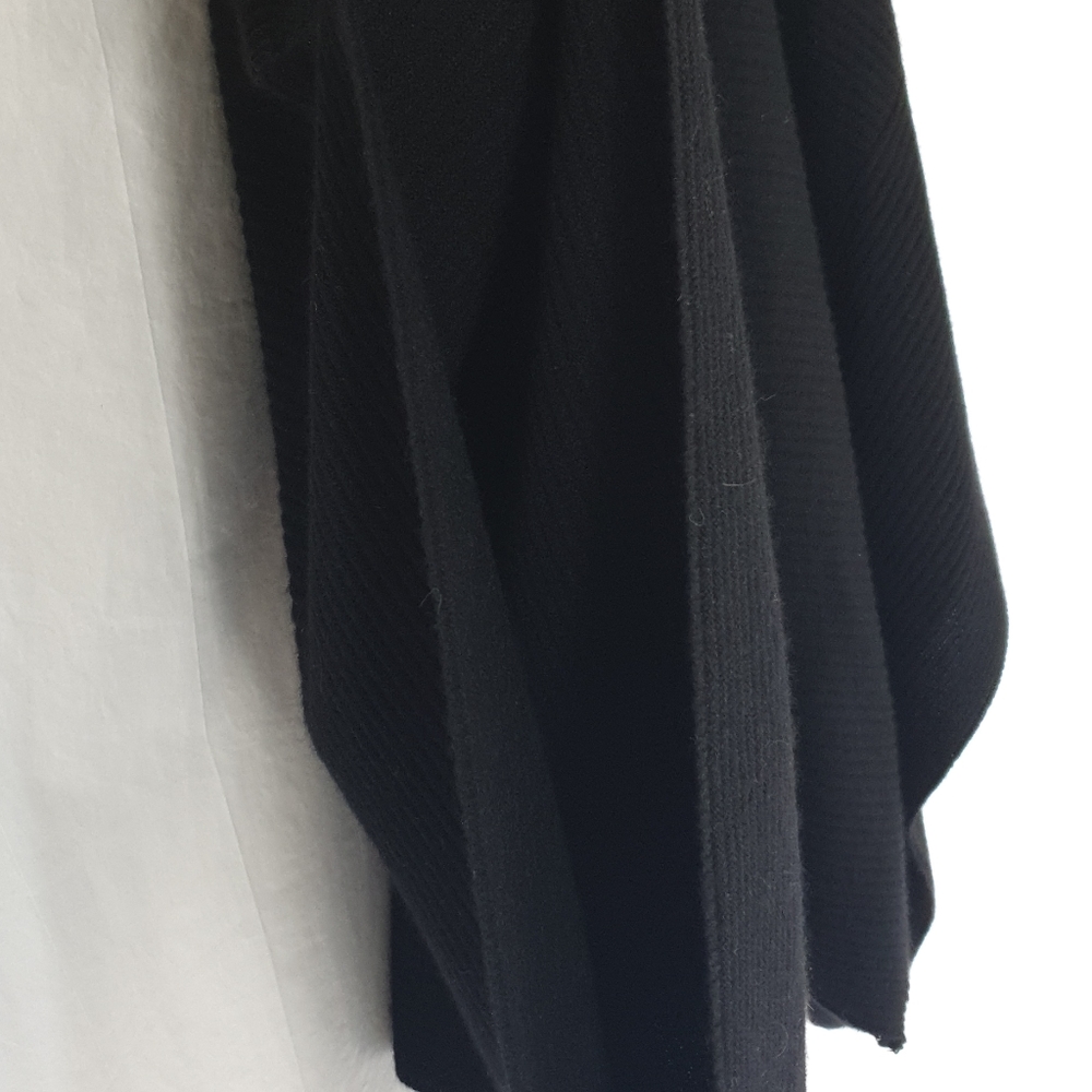 100% cashmere black poncho size S Lord & Taylor - Picture 8 of 12